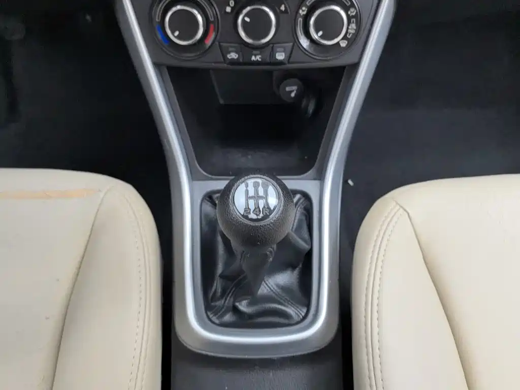 Suzuki Xiaotu 2019 2017 1.6L Manual 2WD Urban Fashion