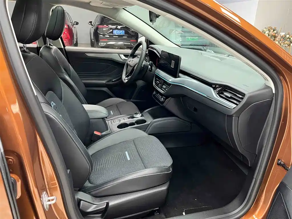 Ford Focus Active 2021 2021 EcoBoost 180 Auto Dynamic Edition
