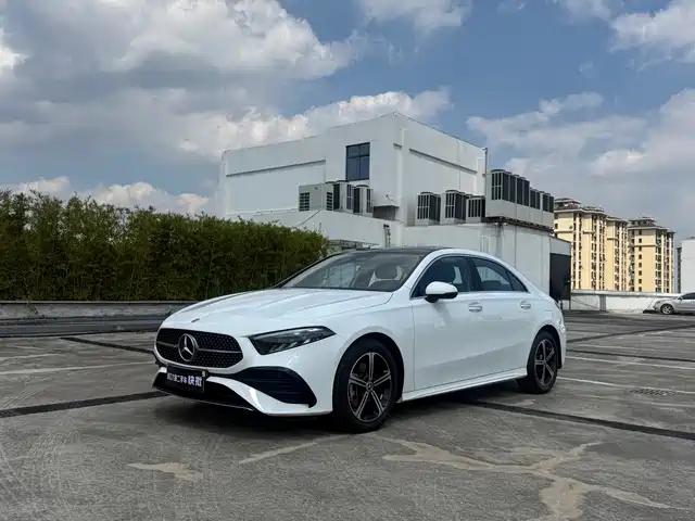 Mercedes-Benz A A 200 L, Стиль
