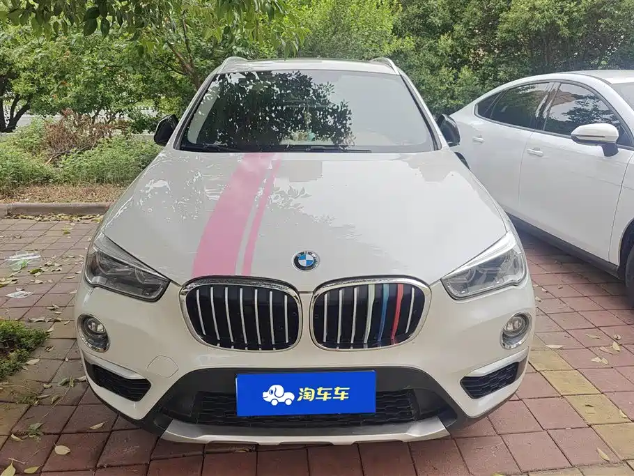 BMW X1 2019 sDrive18Li Premium Model фото 2