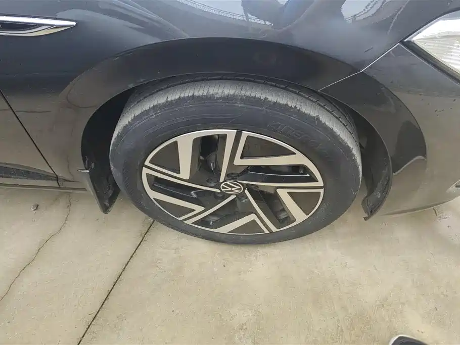 Volkswagen Sagitar 2023 300TSI DSG Surpassing Edition фото 6