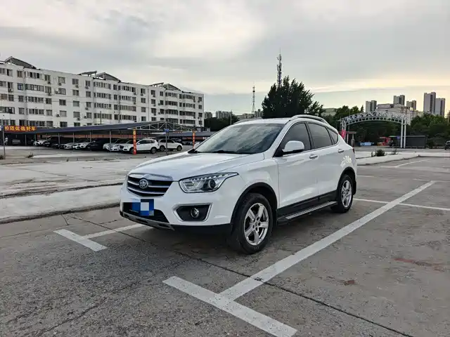  Besturn Besturn X80 2013 2.0L Automatic Comfort Model