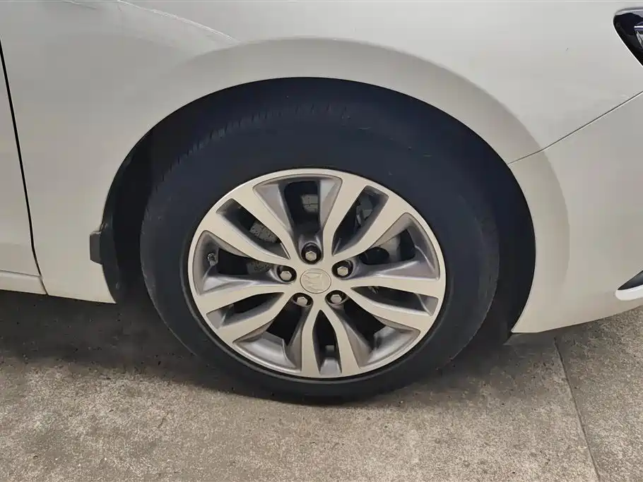 Buick Excelle 2021 Facelift 1.3T Auto Mild Hybrid Elite фото 6