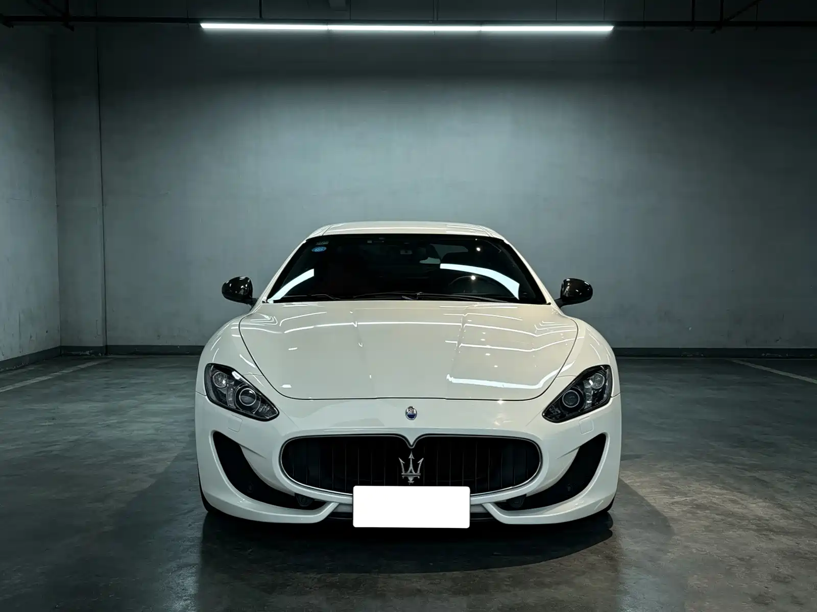 Фото 2 - Maserati GranTurismo