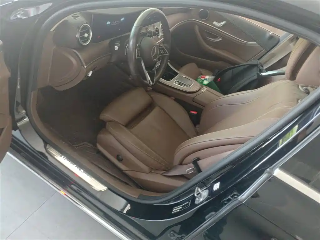 Mercedes-Benz E-Class 2023 Facelift E 260 L фото 9