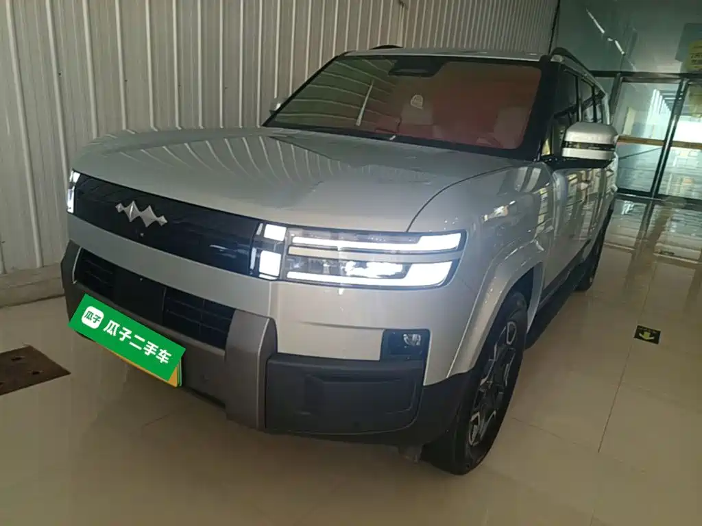 Fang Cheng Bao Titanium 7 2025 2025 200KM Front-Wheel Drive Max Edition