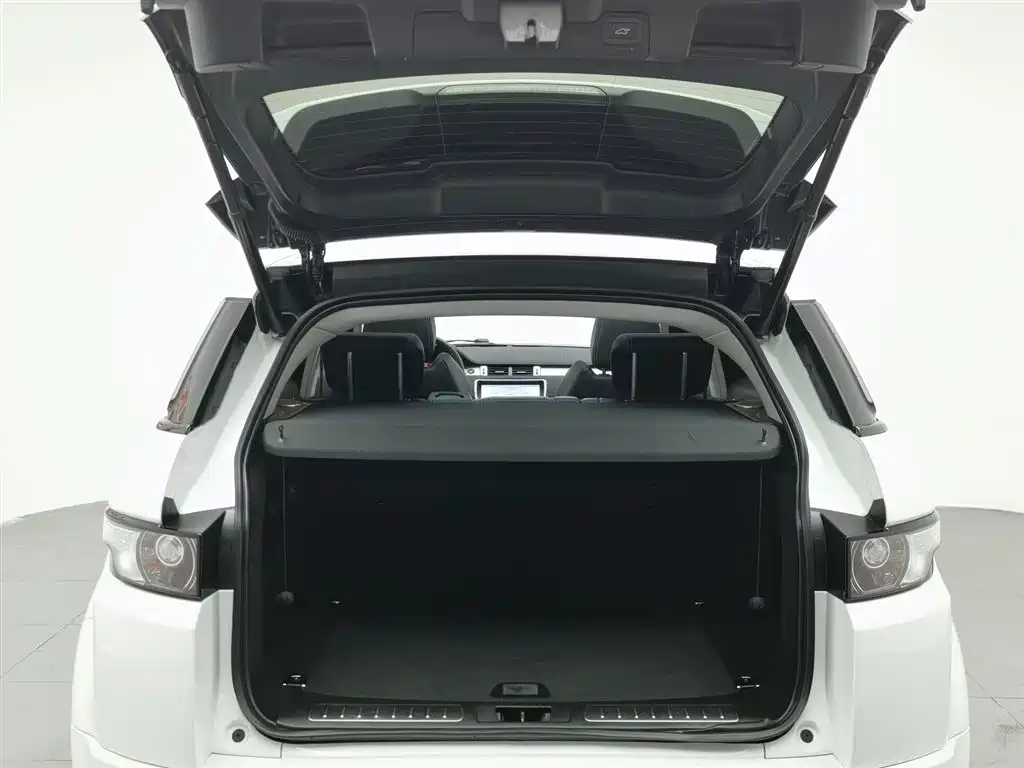Land Rover Range Rover Evoque (Import) 2013 2.0T 5-door Dynamic Edition фото 16