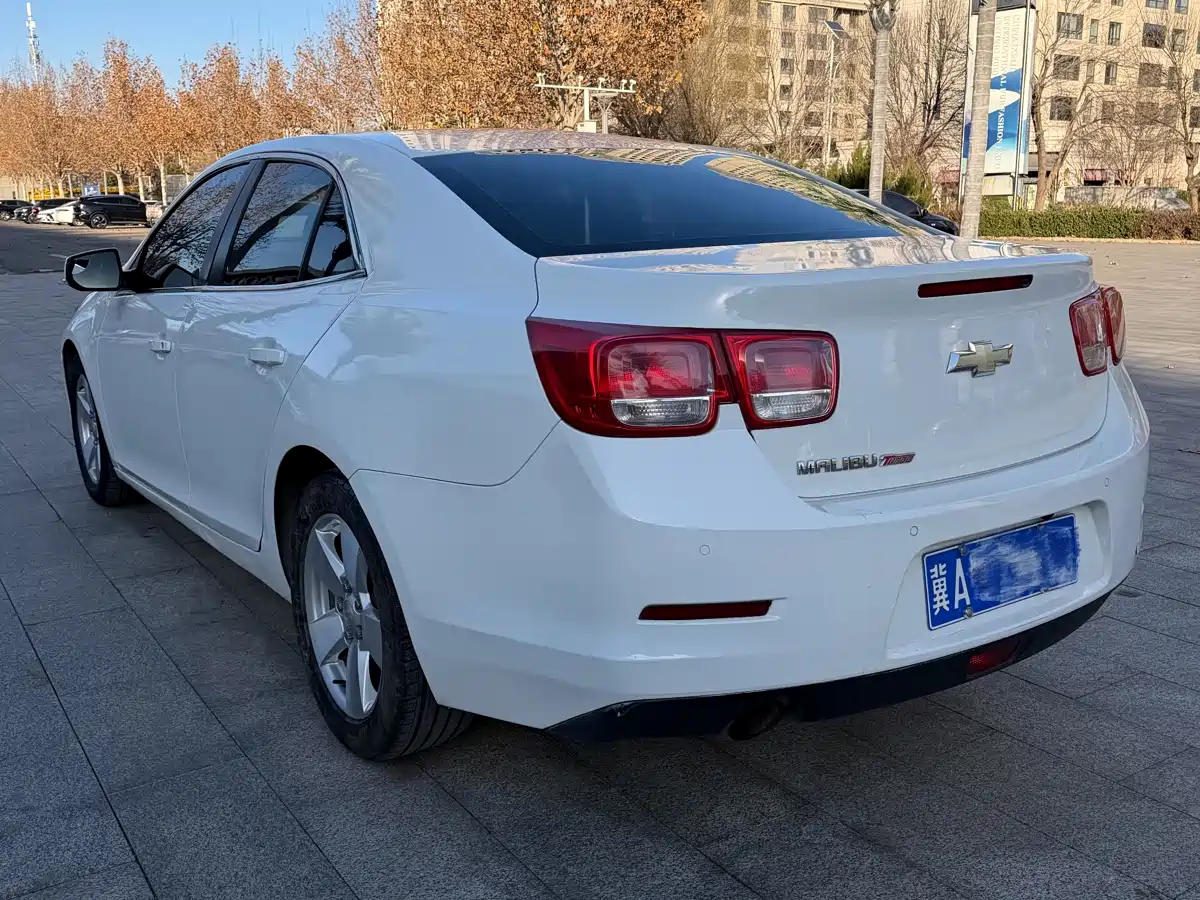 Chevrolet Malibu 2012 Model 1.6T Auto Luxury фото 3
