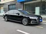 Фото 3 - Audi A8
