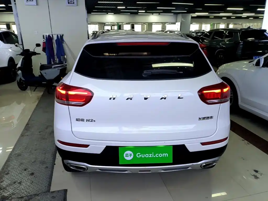 Photo 6 - Haval H2s