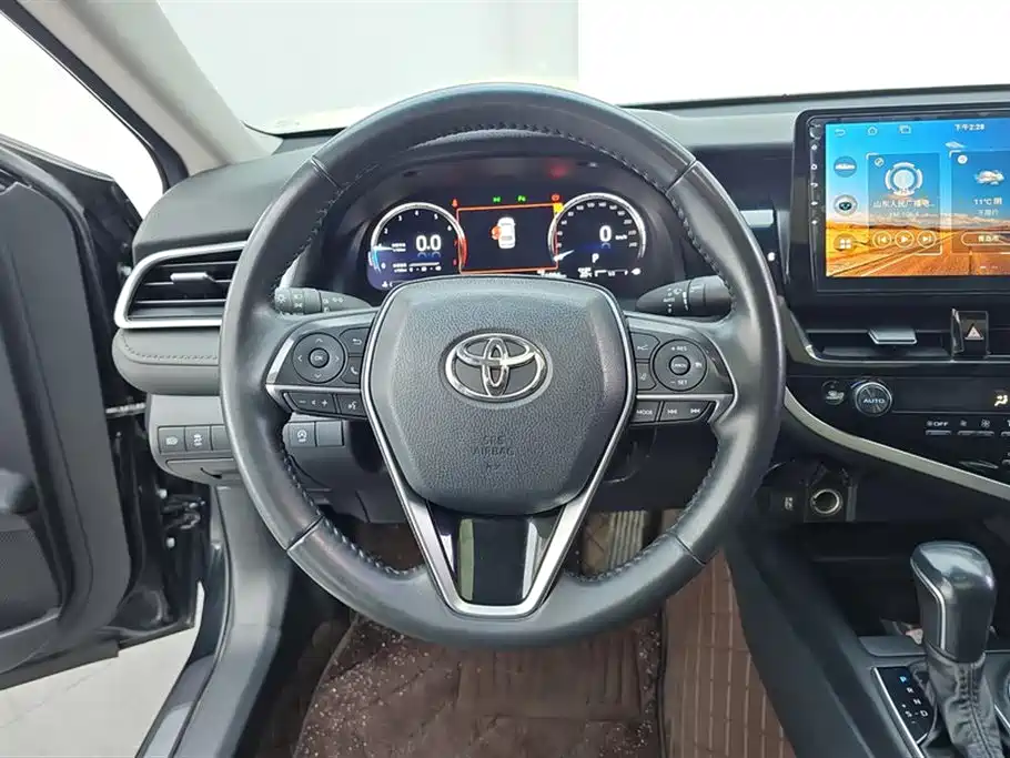 Toyota Camry 2021 2.5G Luxury Edition фото 15