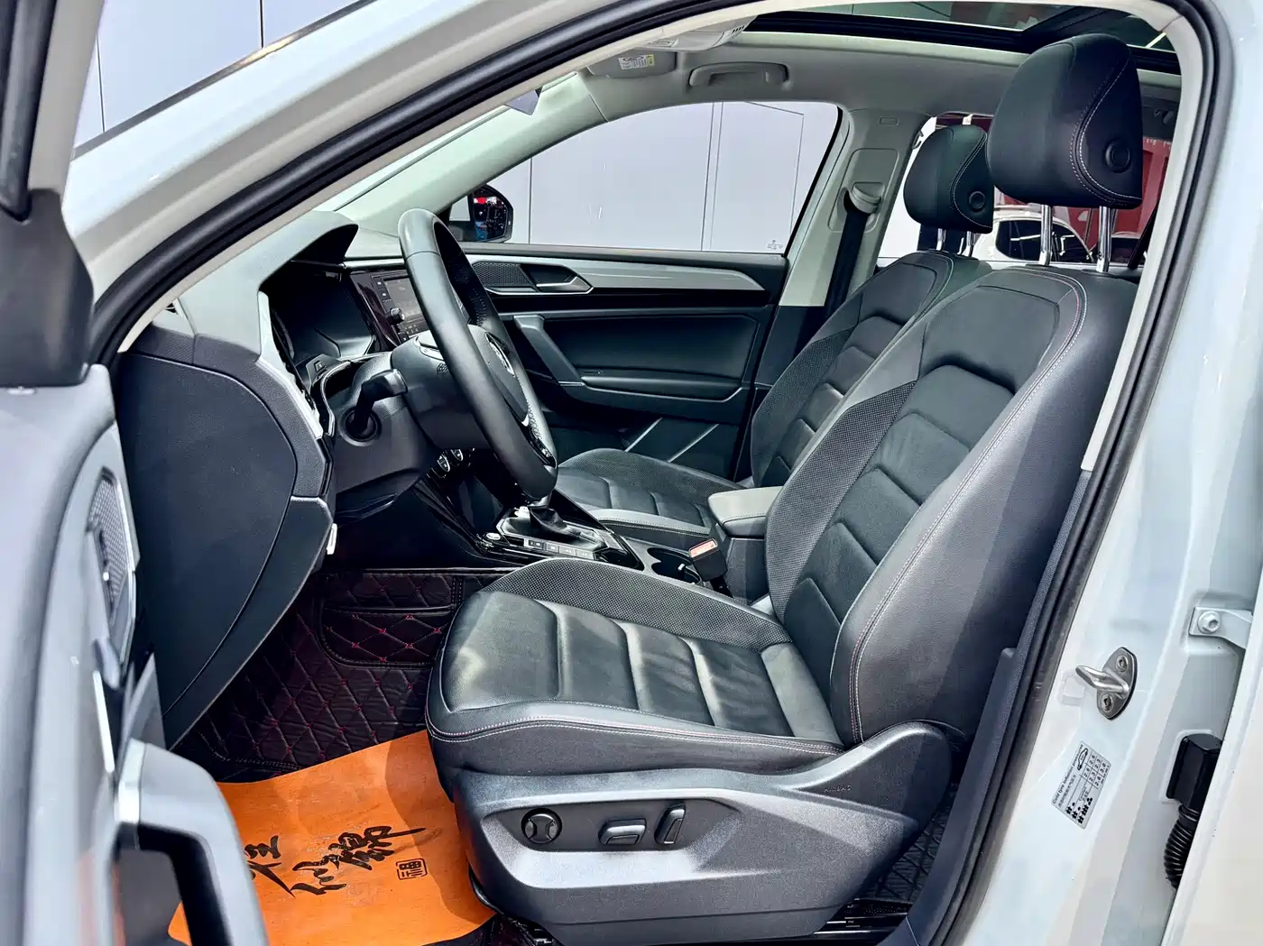 Volkswagen Tayron 2019 330TSI 2WD Luxury China VI фото 9