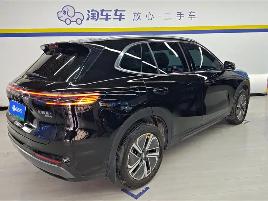 Geely Galaxy Galaxy Starship 7 EM-i 2025 Model 120km Explorer+ Edition фото 3