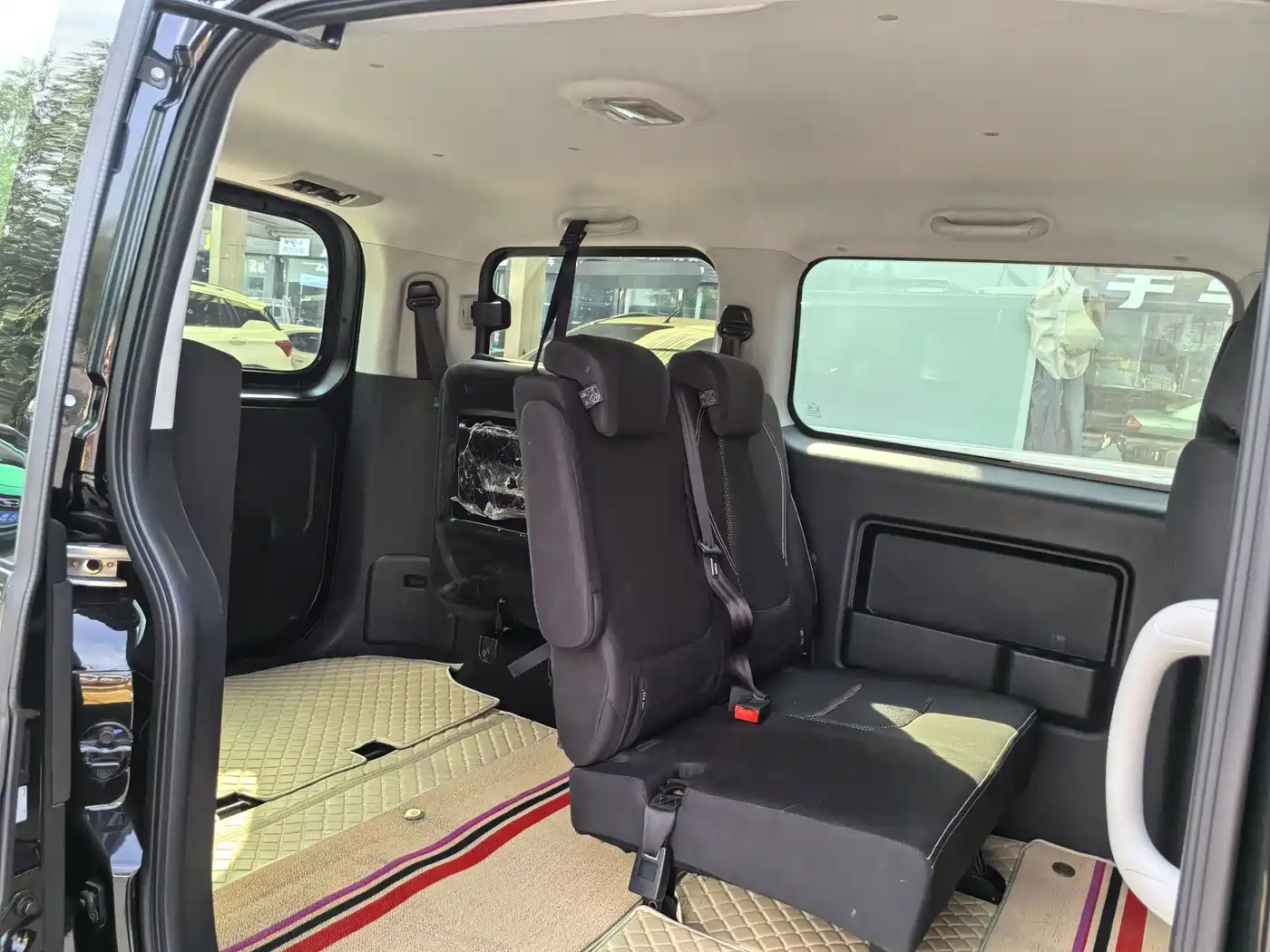 JAC Refine M3 2023 2022 1.5T 7-Seater Standard