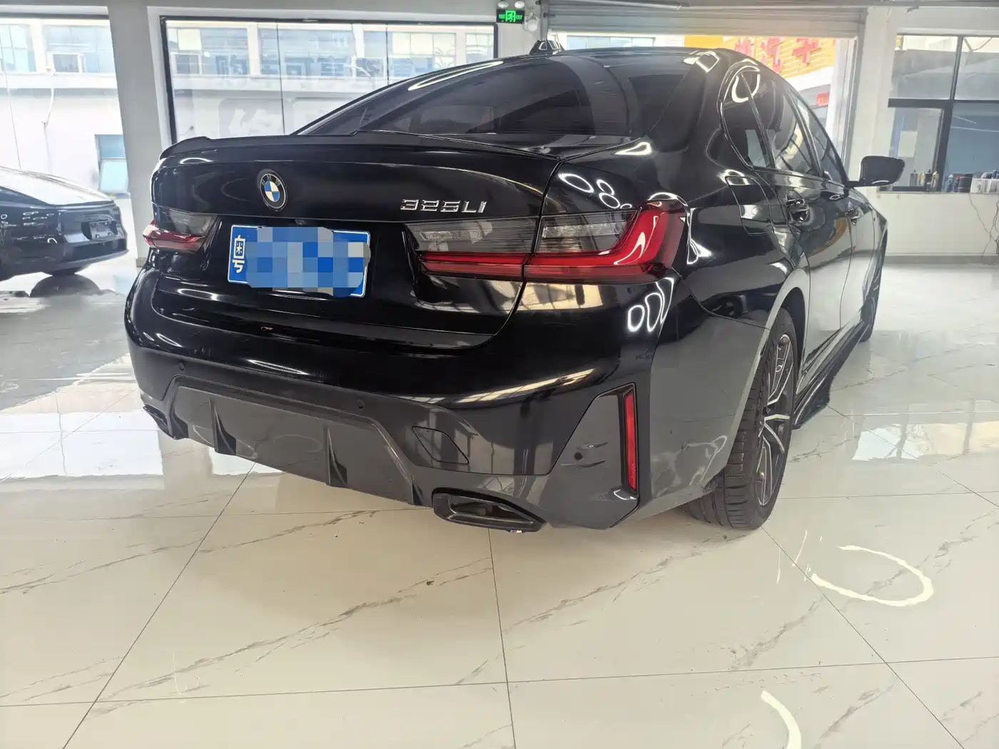 BMW 3 Series 2023 325Li M Sport Package фото 5