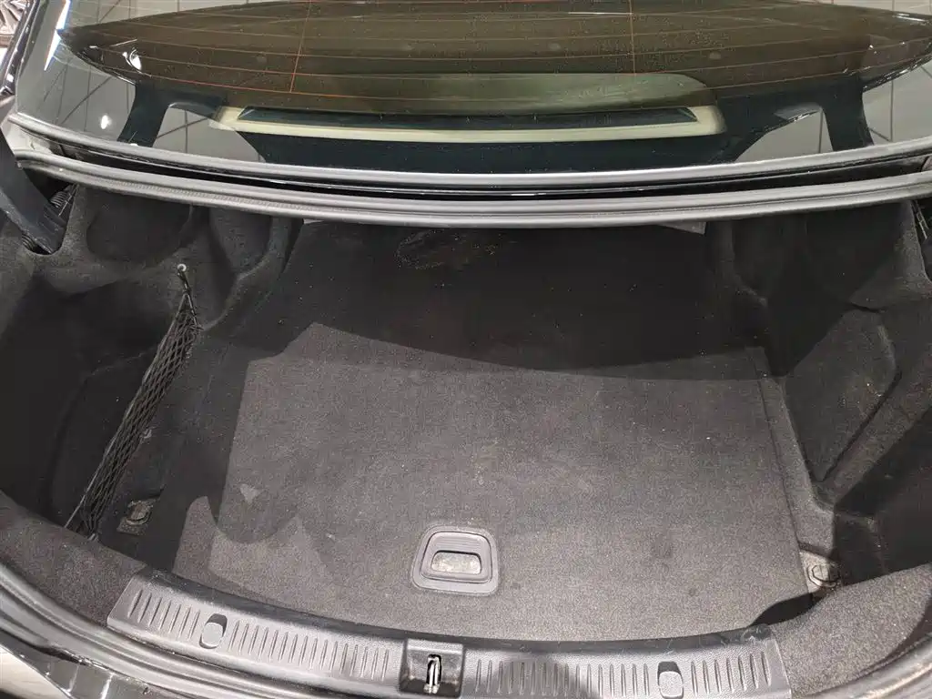 Mercedes-Benz E-Class 2023 E 260 L фото 11