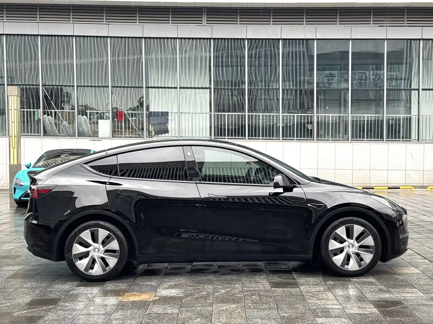 Фото 7 - Tesla Model Y