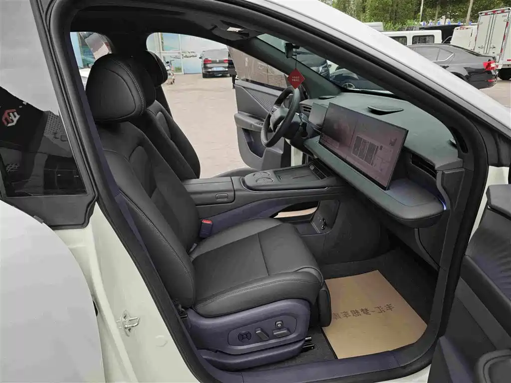 Nissan NX8 2026 2026 Extended Range Edition