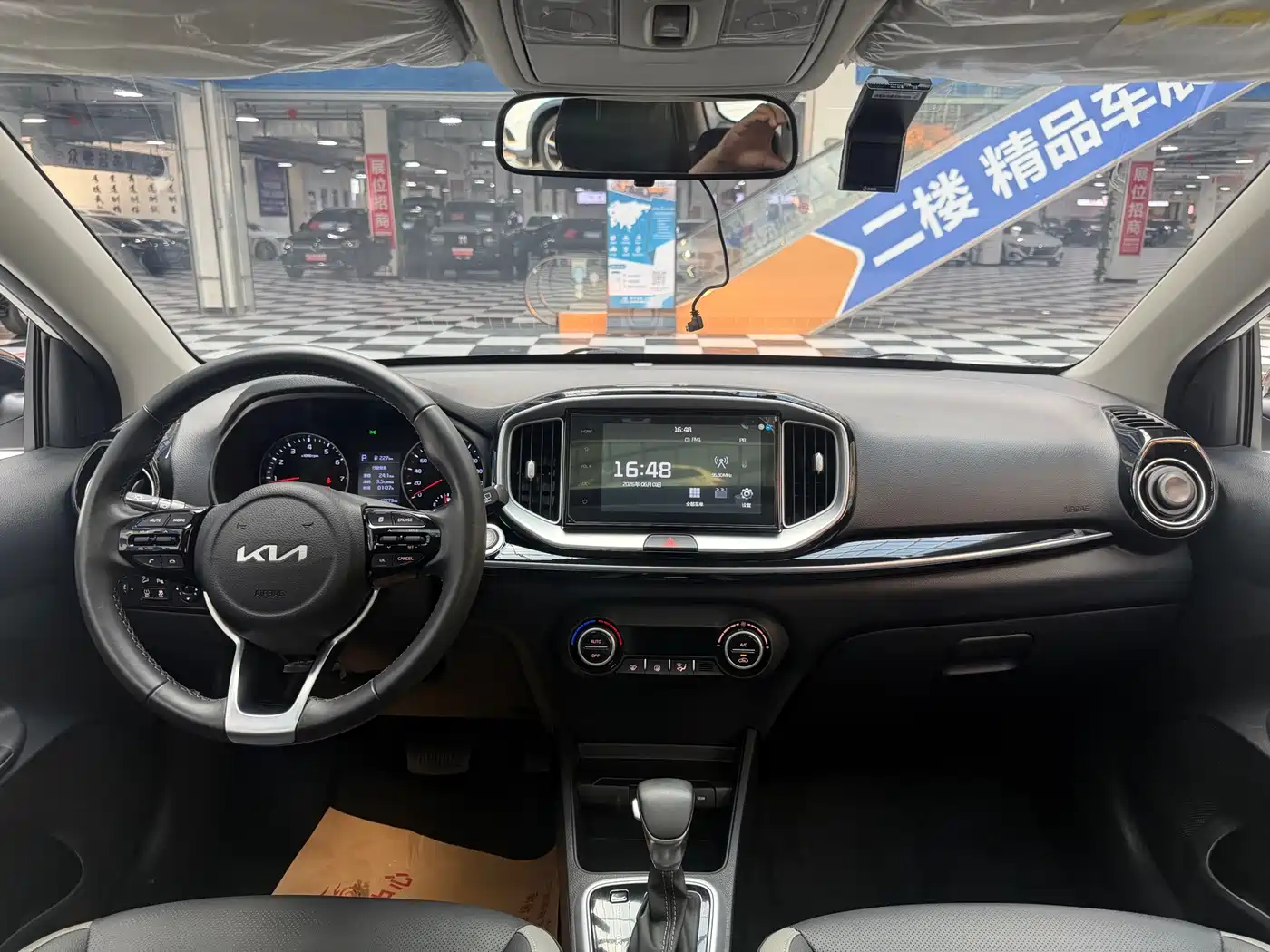 Kia KX1 2021 1.4L CVT Fun Sunroof Version фото 11