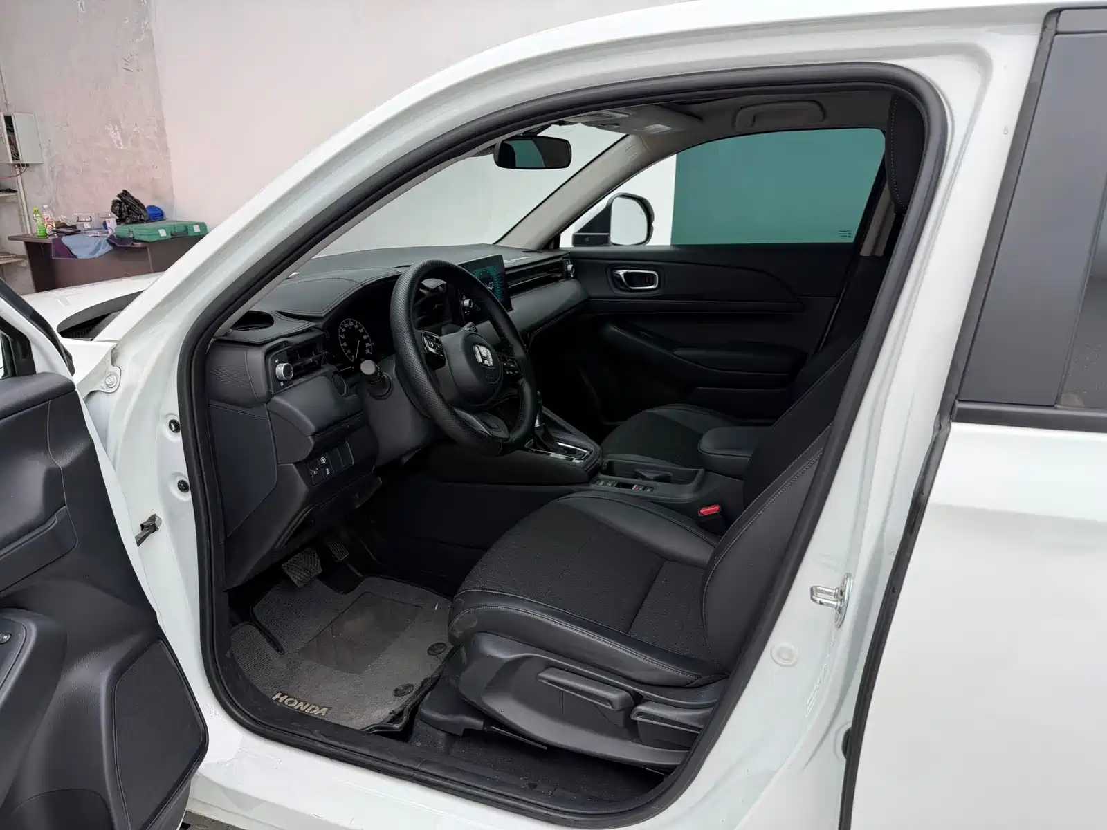 Photo 7 - Honda Vezel