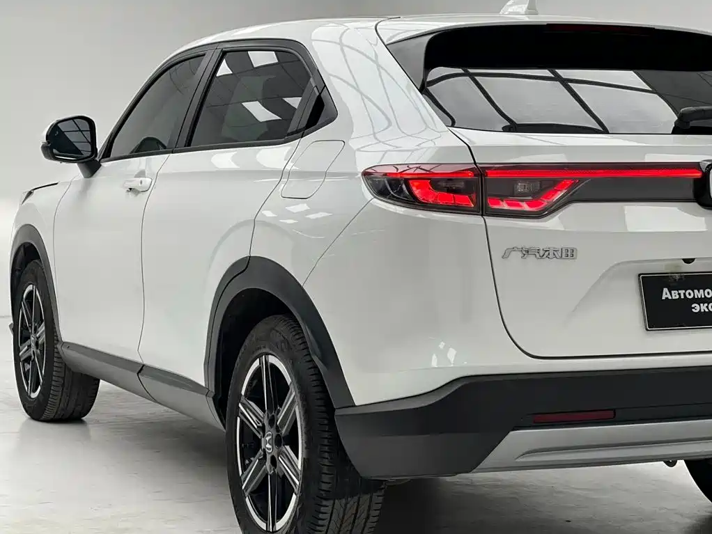 Photo 13 - Honda Vezel