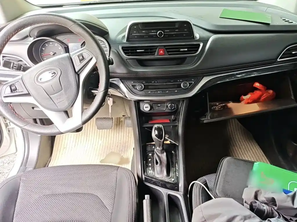 JAC Motors Refine S3 2017 2017 1.6L CVT Luxury