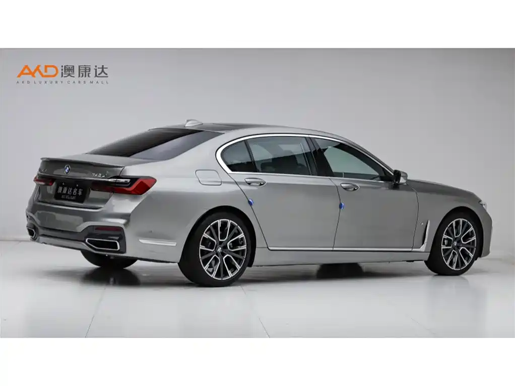 BMW 7 Series 2021 Model 740Li Leading M Sport Package фото 3