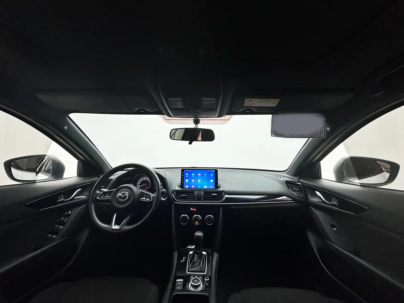 Фото 17 - Mazda CX-4