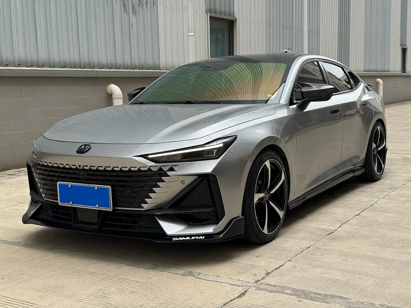 Changan UNI-V