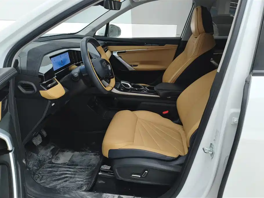 GEELY AUTOMOBILE BOYUE L