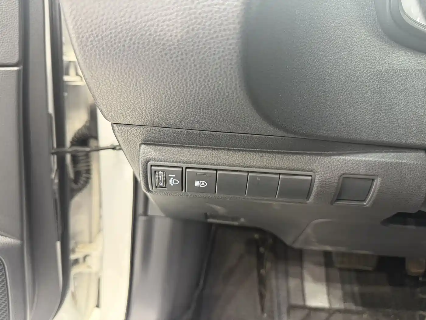 Toyota Corolla 2021 TNGA 1.5L CVT GR SPORT Edition фото 9