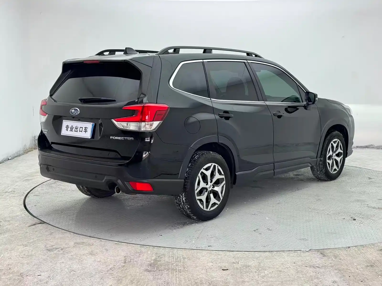 Photo 4 - Subaru Forester