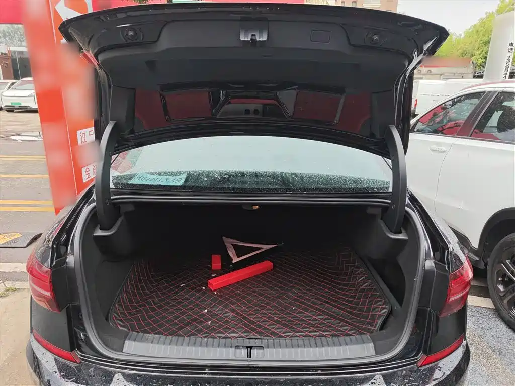 Volkswagen Passat New Energy 2020 430PHEV Hybrid Elite (China VI) фото 9