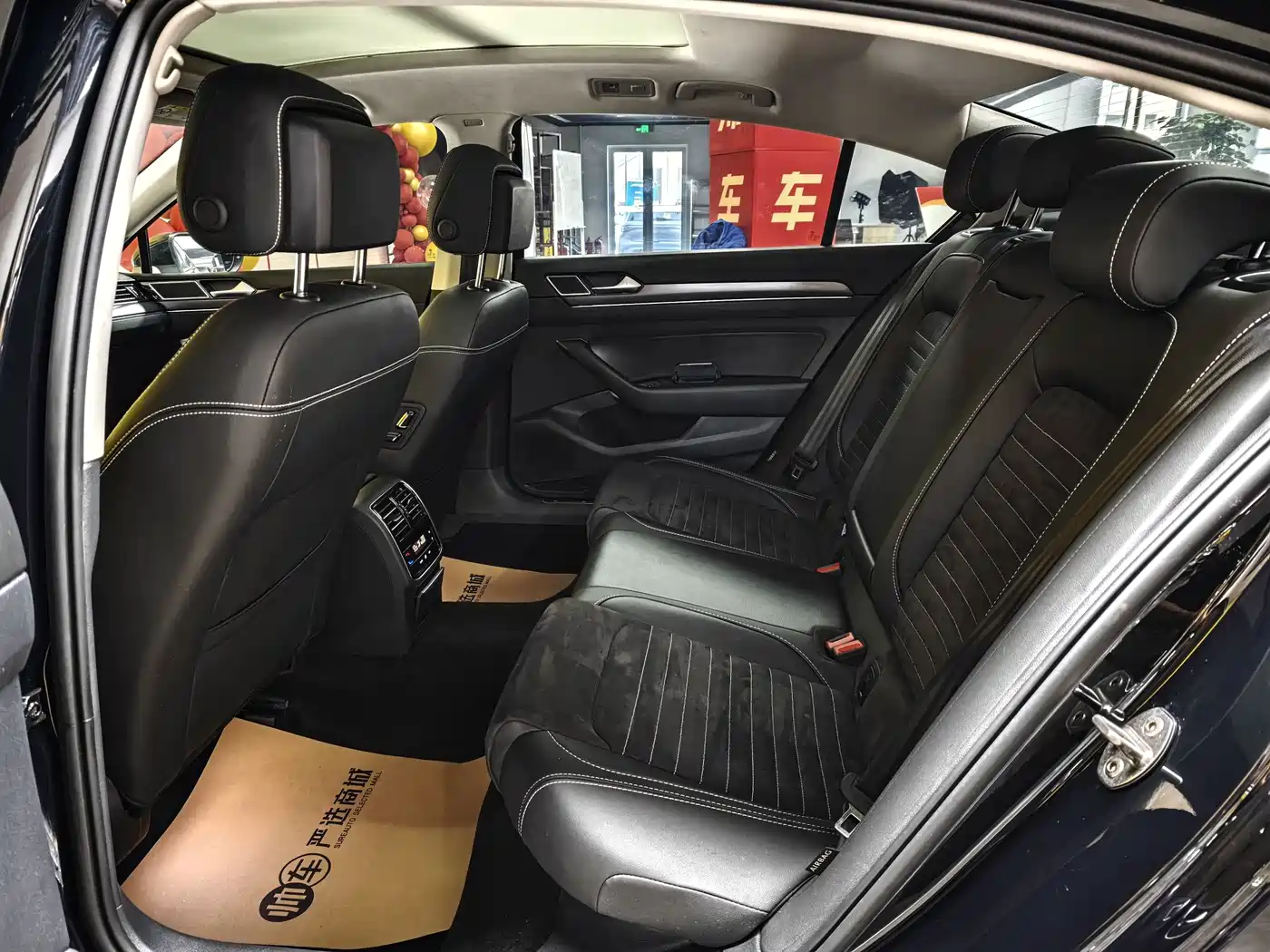 Volkswagen Magotan 2020 330TSI DSG Luxury фото 12