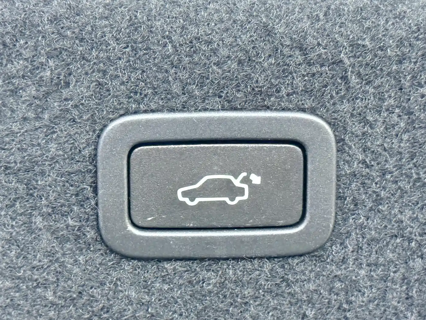 Jaguar XFL 2022 XFL 2.0T P250 2WD Premium Luxury фото 15