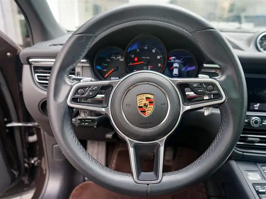 Porsche Macan 2021 Macan 2.0T фото 14