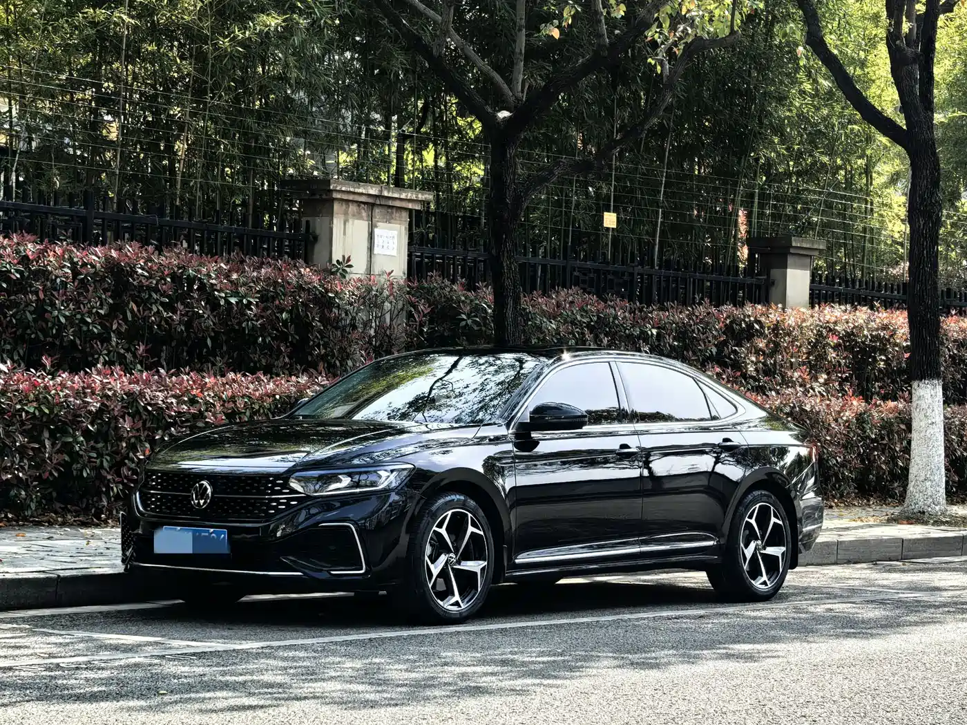 Volkswagen Passat 2024 Model 380TSI Starlight Elite