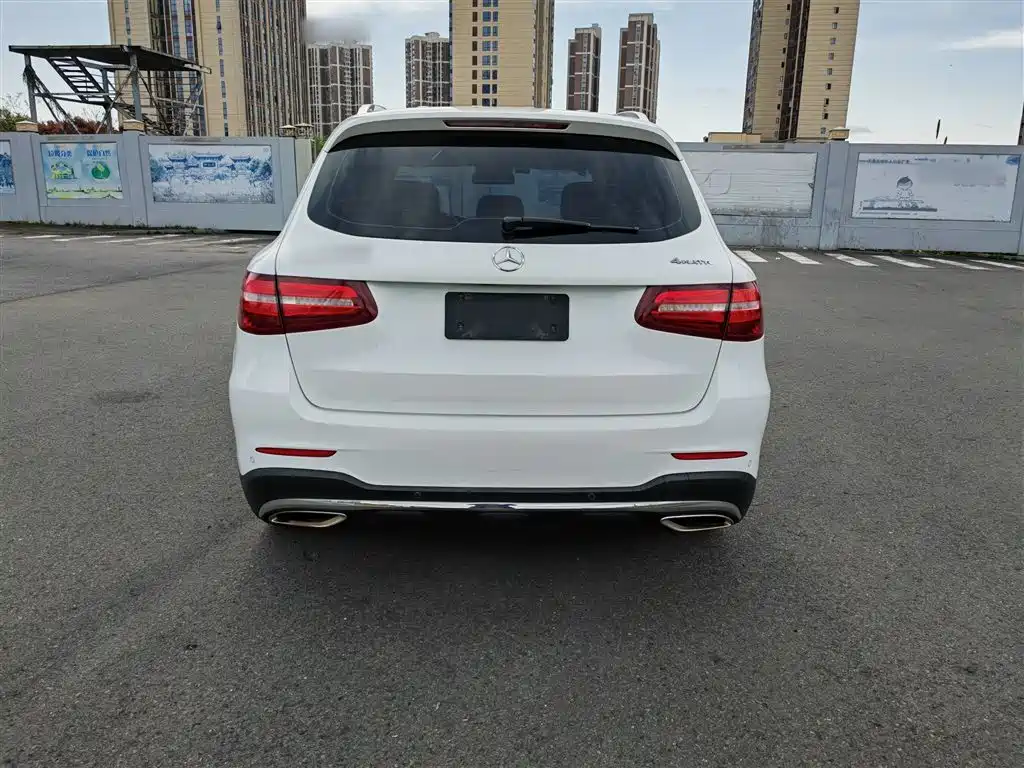 Mercedes-Benz GLC 2018 GLC 260 4MATIC Luxury фото 6