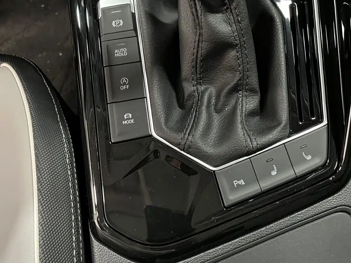 Volkswagen Tayron 2023 280TSI 2WD Luxury Plus Advanced Edition фото 20