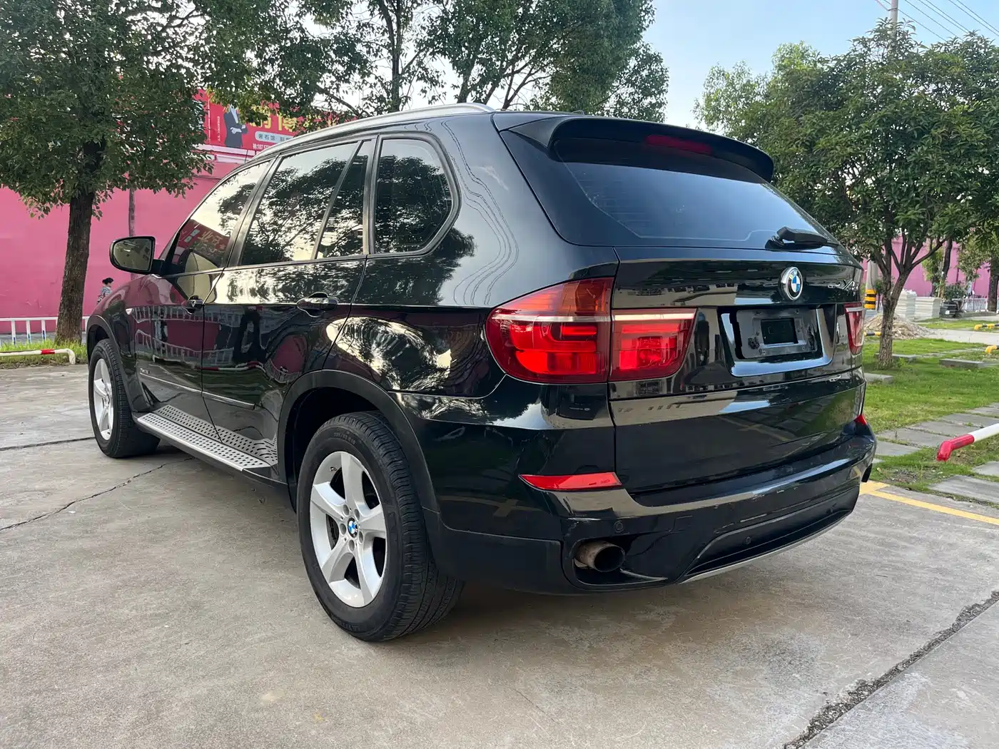 BMW X5 (Import) 2011 2011 xDrive35i Luxury Edition