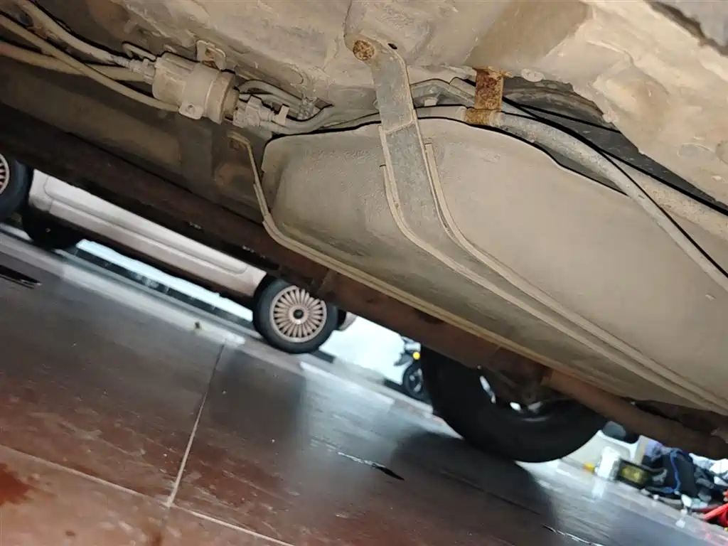 BYD S7 2016 1.5T Manual Premium Model фото 22