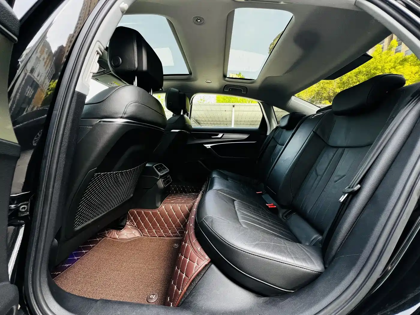 Audi A6L 2019 45 TFSI quattro Exclusive Elegance фото 6