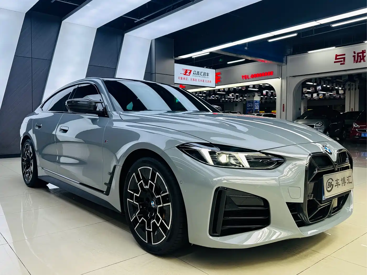 BMW 4 Series 2024 430i Gran Coupe M Sport Shadowline Package фото 3