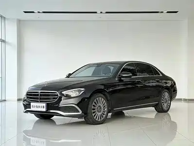 Mercedes-Benz E