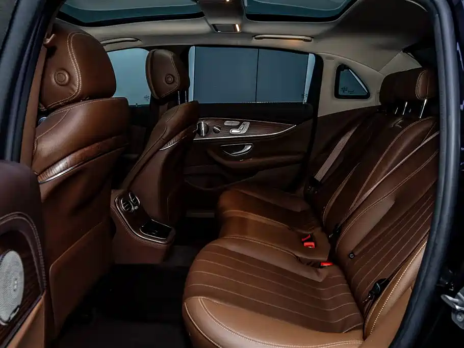 Mercedes-Benz E-Class 2021 Facelift E 300 L Luxury фото 30