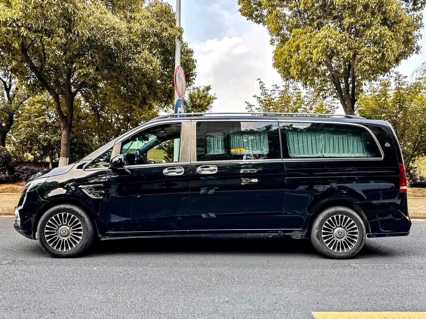 Mercedes-Benz Vito 2020 2.0T Business Edition (7-seater) фото 36