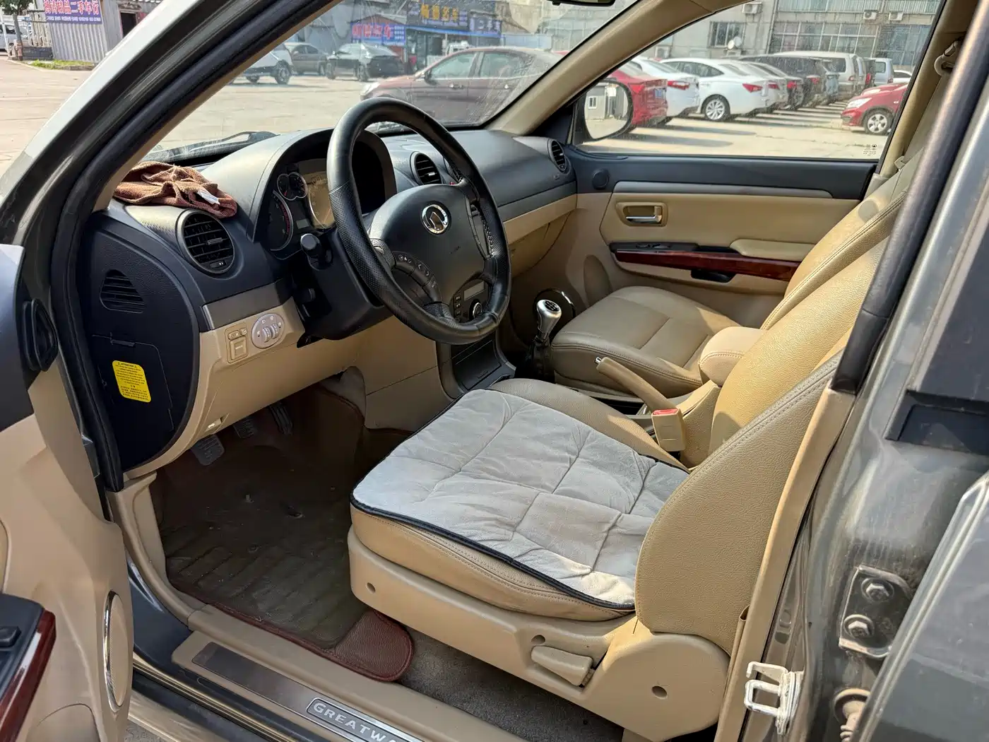 Haval H5 Classic 2012 2012 European Edition 2.4L 4WD Comfort