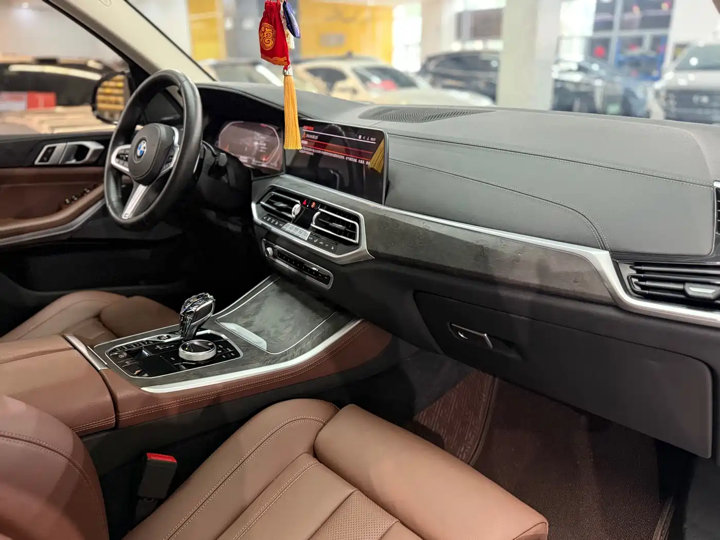 BMW X5 (Import) 2021 xDrive40i M Sport Package фото 11