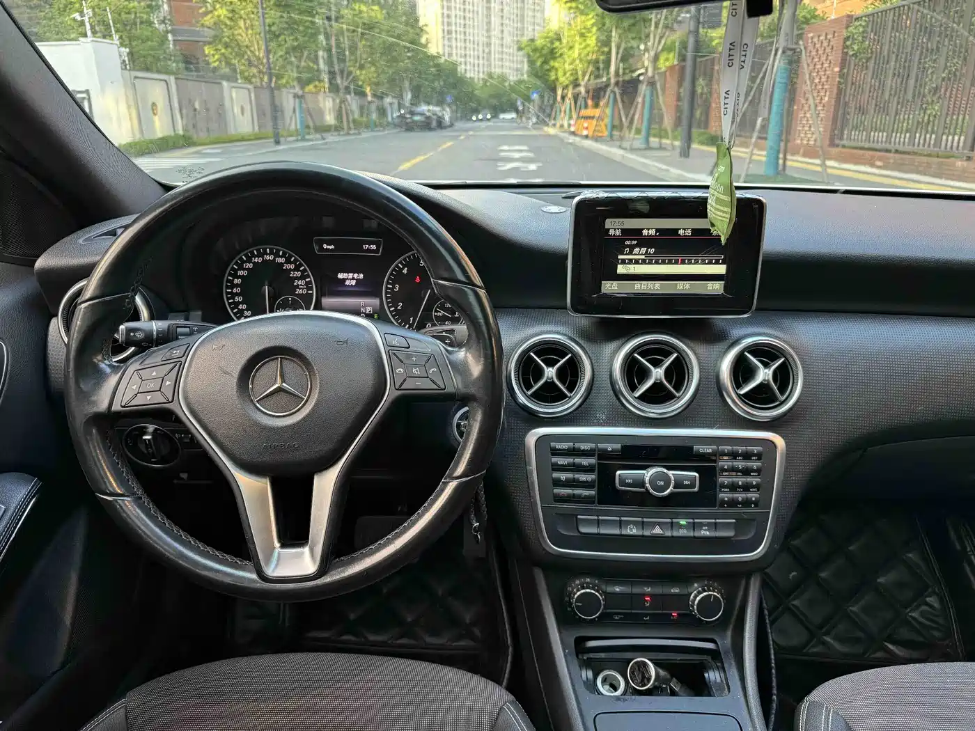 Mercedes-Benz A-Class (Import) 2013 A 180 Fashion фото 10