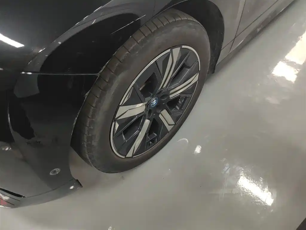 BMW iX 2022 xDrive40 фото 25